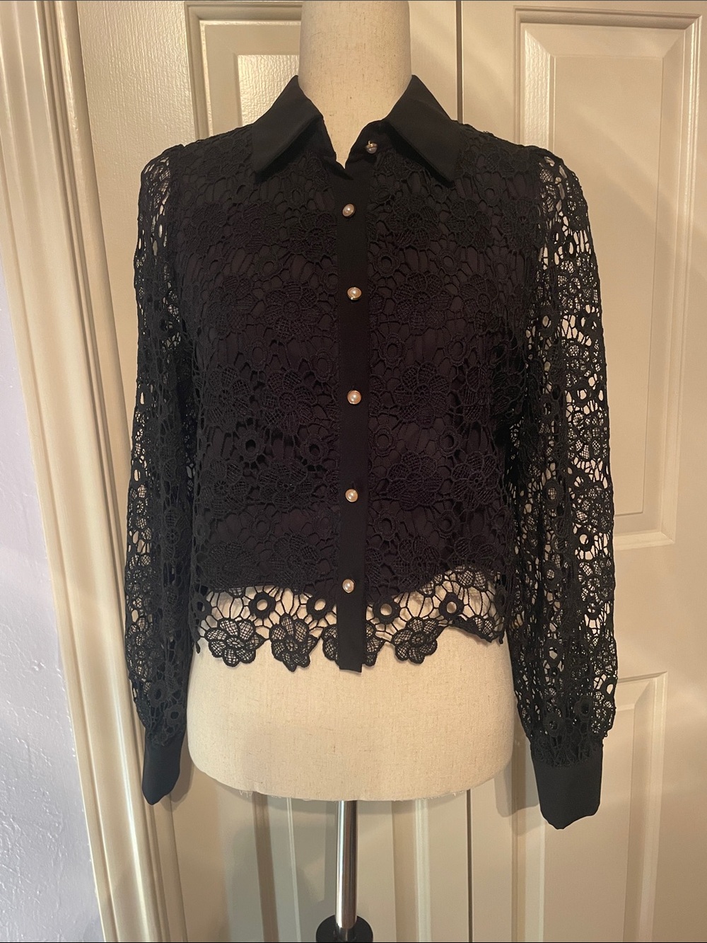 Black Lace Pearl-Button Women's Blouse